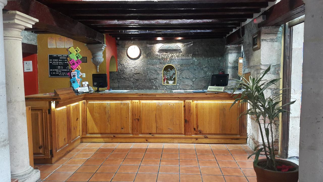 Howard Johnson By Wyndham Morelia Calle Real Экстерьер фото